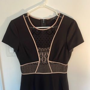 Beautiful BCBG Maxazria cocktail dress size 4